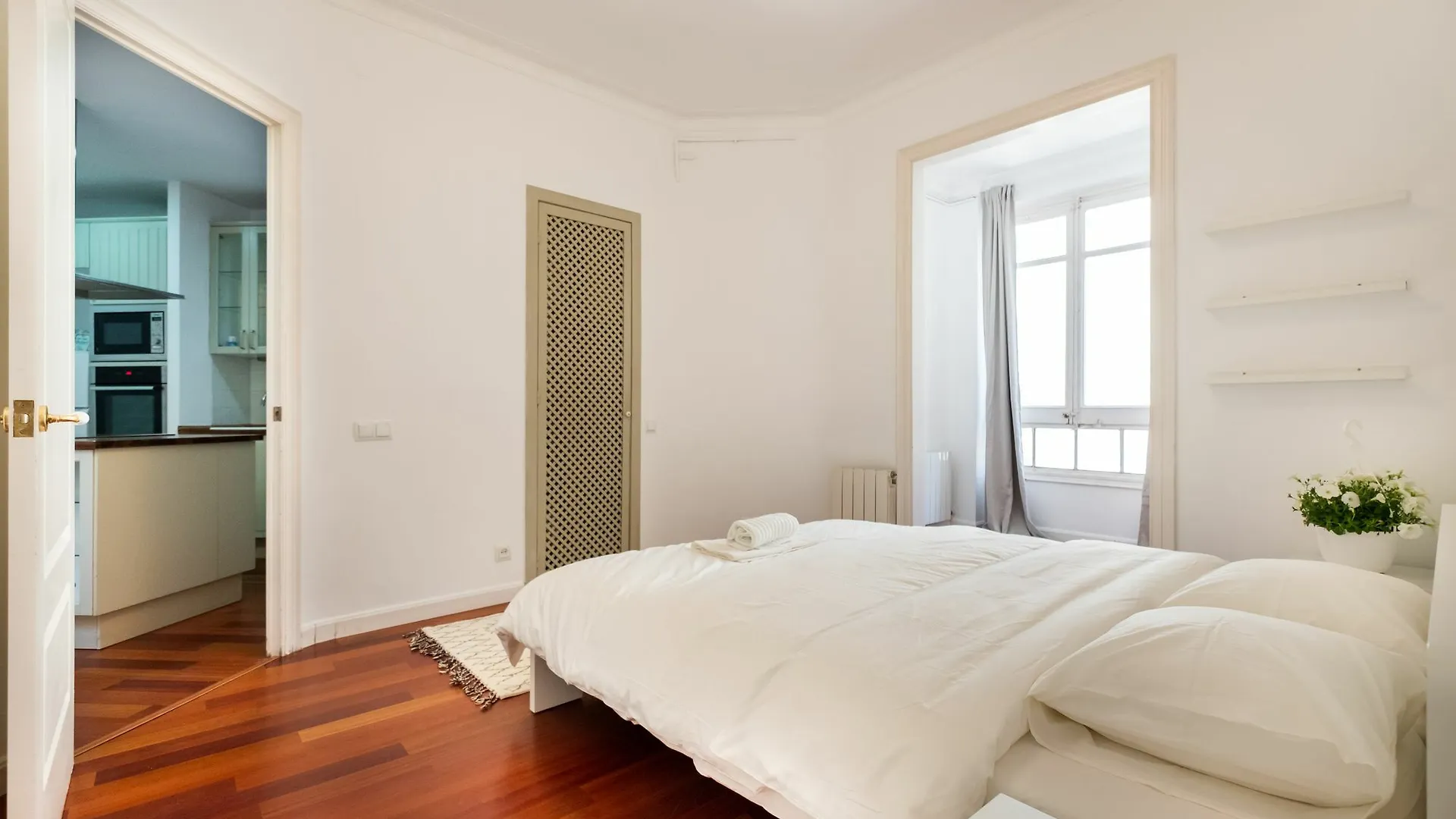 Stunning 4Br Apart In Sagrada Familia Barcelona 0*,  Spain