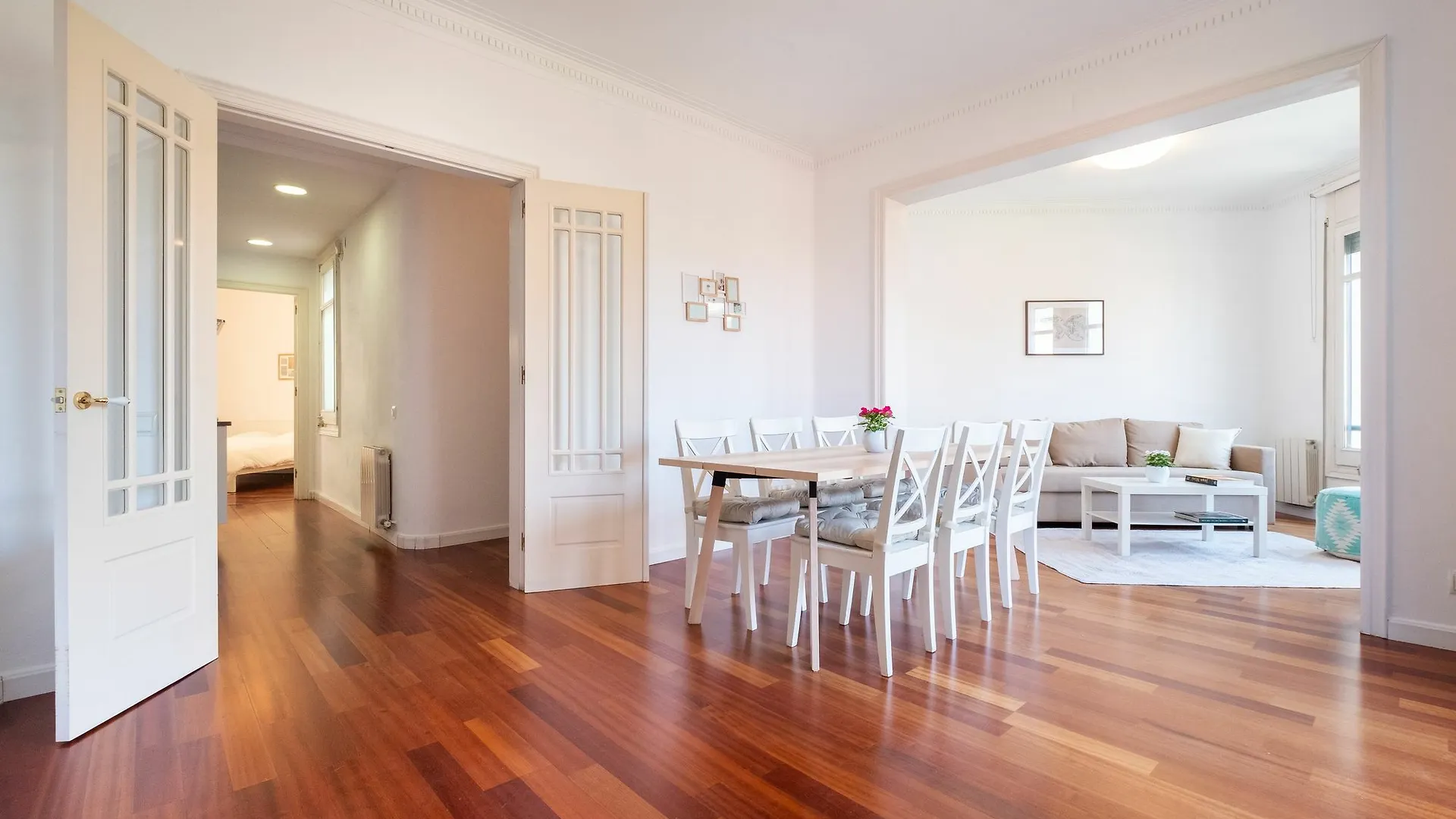 Stunning 4Br Apart In Sagrada Familia Barcelona Apartment