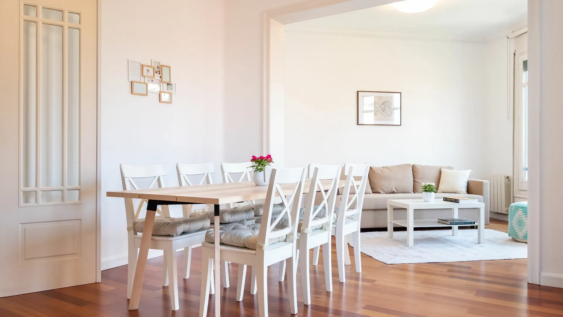 Apartment Stunning 4Br Apart In Sagrada Familia Barcelona Spain