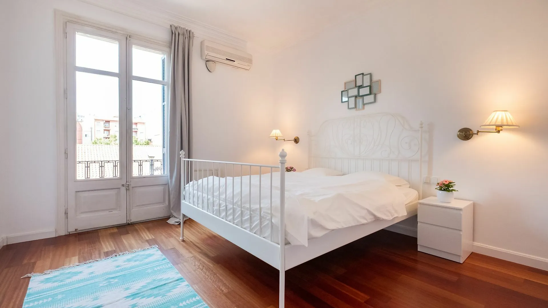 Apartment Stunning 4Br Apart In Sagrada Familia Barcelona