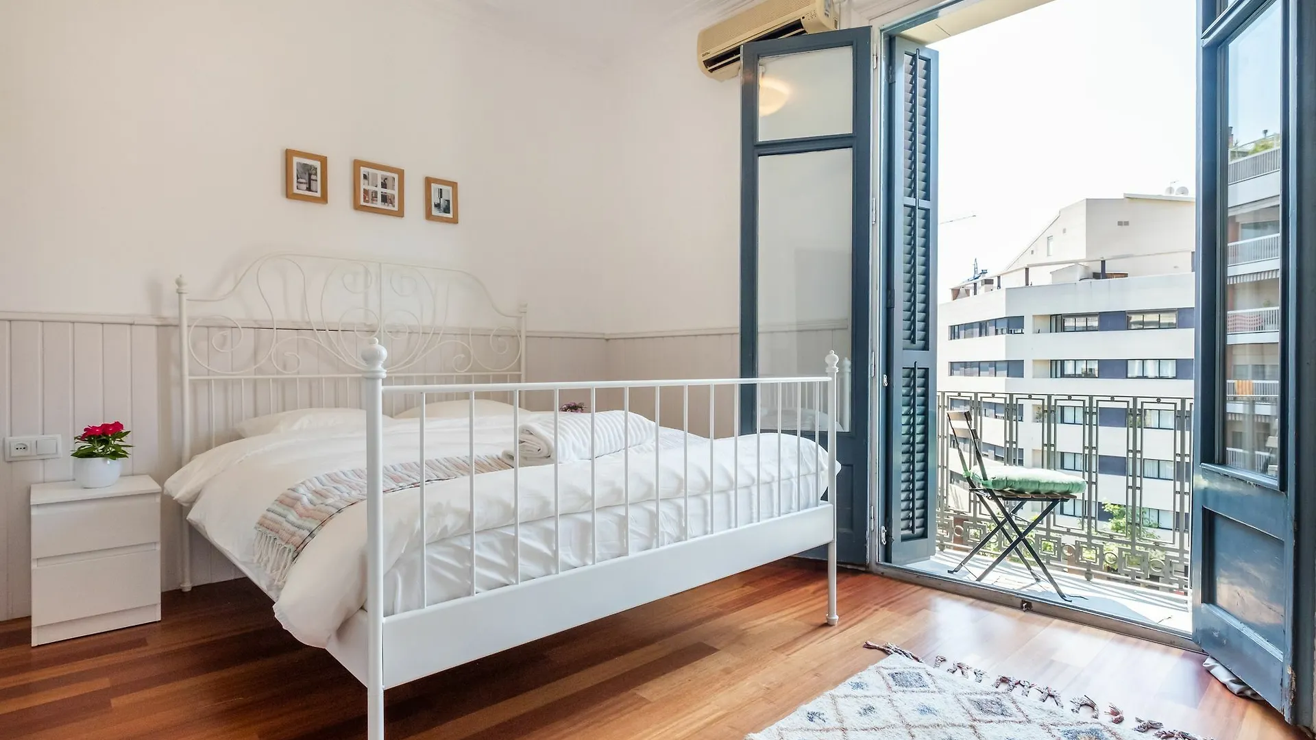 Apartment Stunning 4Br Apart In Sagrada Familia Barcelona Spain